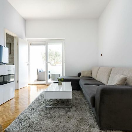 Apartments Mate Balote 54 克尔克 外观 照片