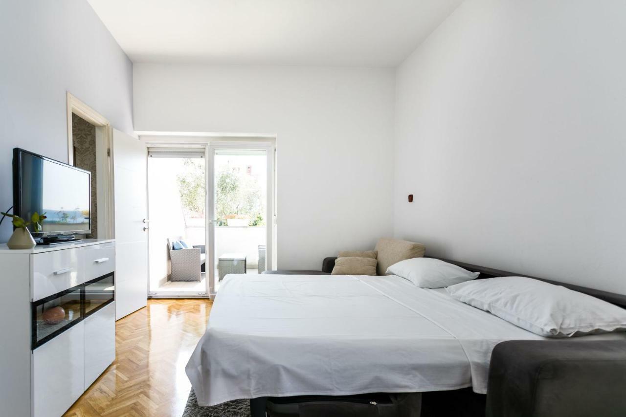 Apartments Mate Balote 54 克尔克 外观 照片