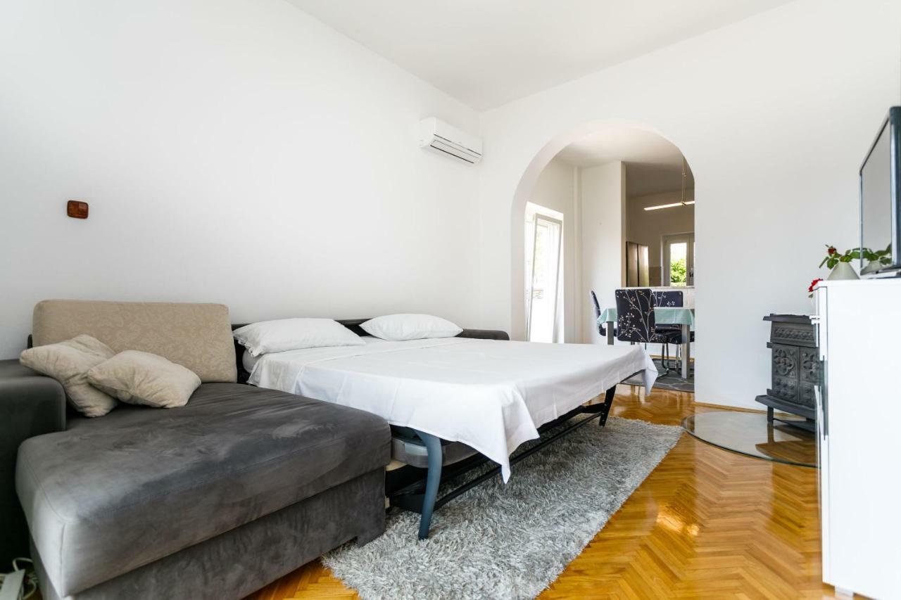 Apartments Mate Balote 54 克尔克 外观 照片
