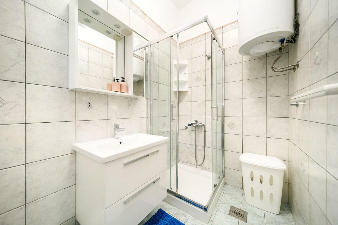 Apartments Mate Balote 54 克尔克 外观 照片