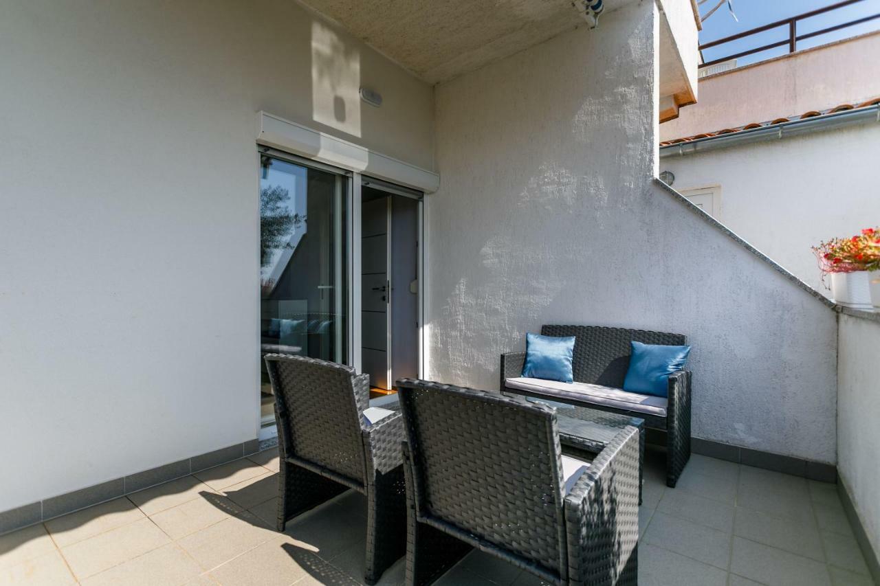 Apartments Mate Balote 54 克尔克 外观 照片