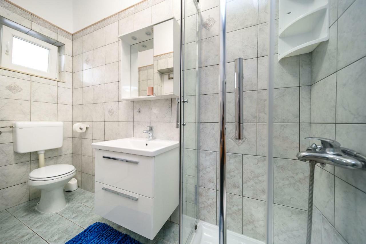 Apartments Mate Balote 54 克尔克 外观 照片